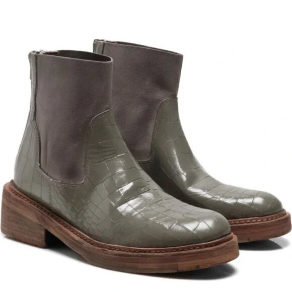 New Free People Arlo Santa Fe Dust Storm Chelsea Boots 6.5 US/36.5 EU - Picture 2 of 15